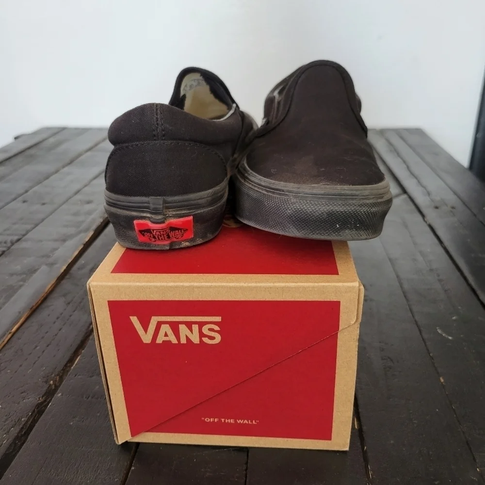 Vans Black Classic Slip On Shoes Men's 4.5 Women's 6 Casual Comfy Everyday w BOX